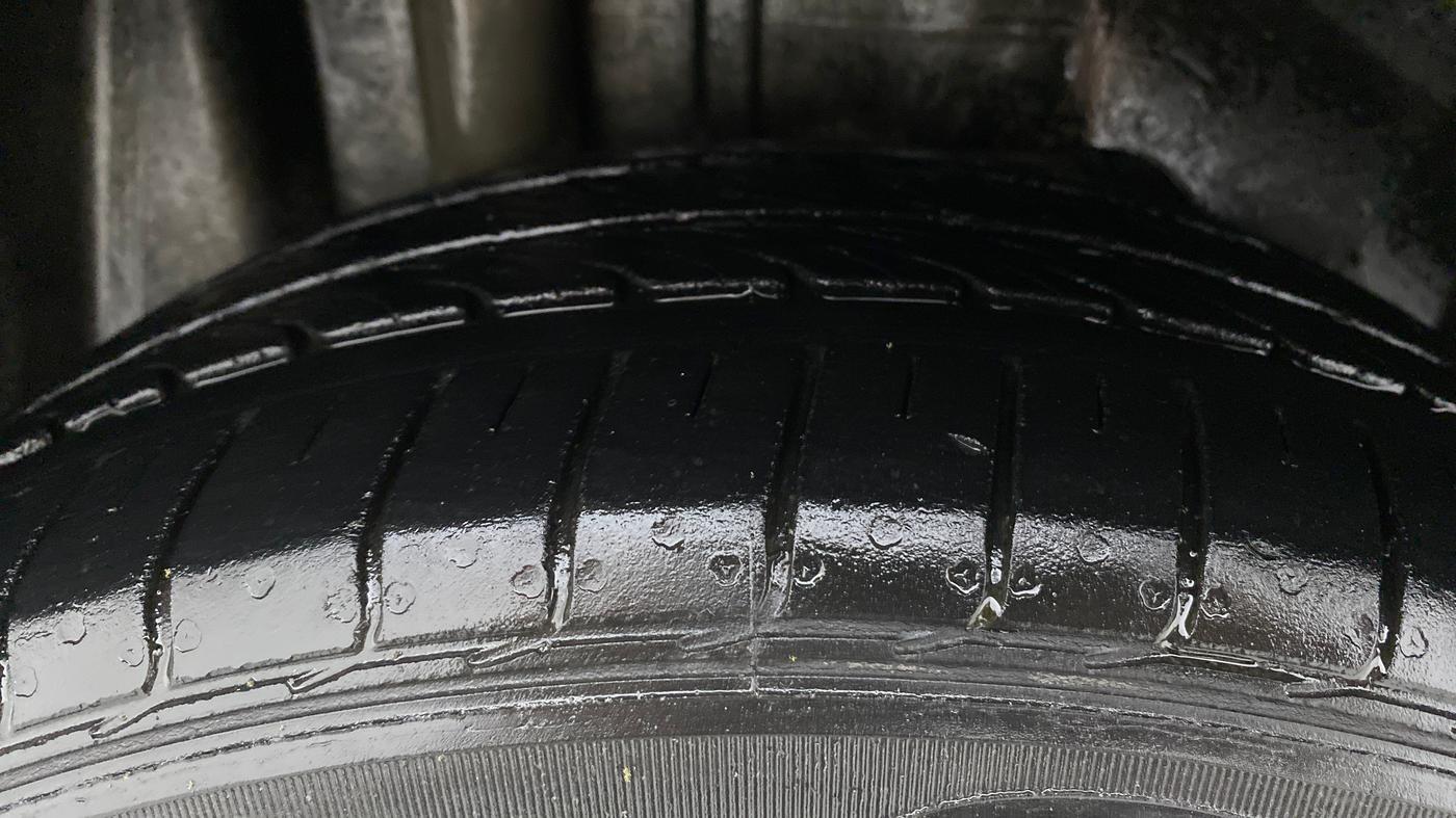 2018 Ford FREESTYLE TITANIUM PLUS 1.2 PETROL, Petrol, Manual, 42,024 km, Right Rear Tyre Tread