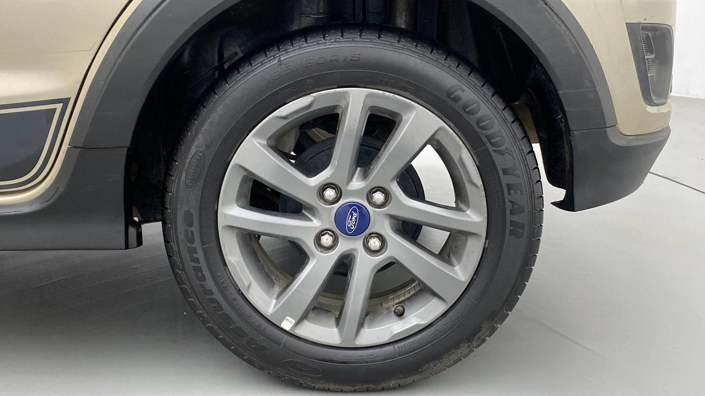 2018 Ford FREESTYLE TITANIUM PLUS 1.2 PETROL, Petrol, Manual, 42,024 km, Left Rear Wheel