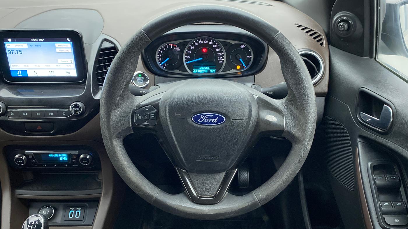 2018 Ford FREESTYLE TITANIUM PLUS 1.2 PETROL, Petrol, Manual, 42,024 km, Steering Wheel Close Up