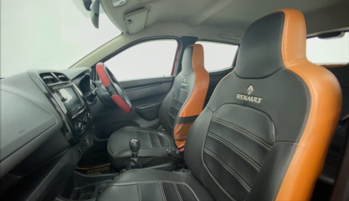 2016 Renault Kwid RXT, Petrol, Manual, 80,326 km, Right Side Front Door Cabin
