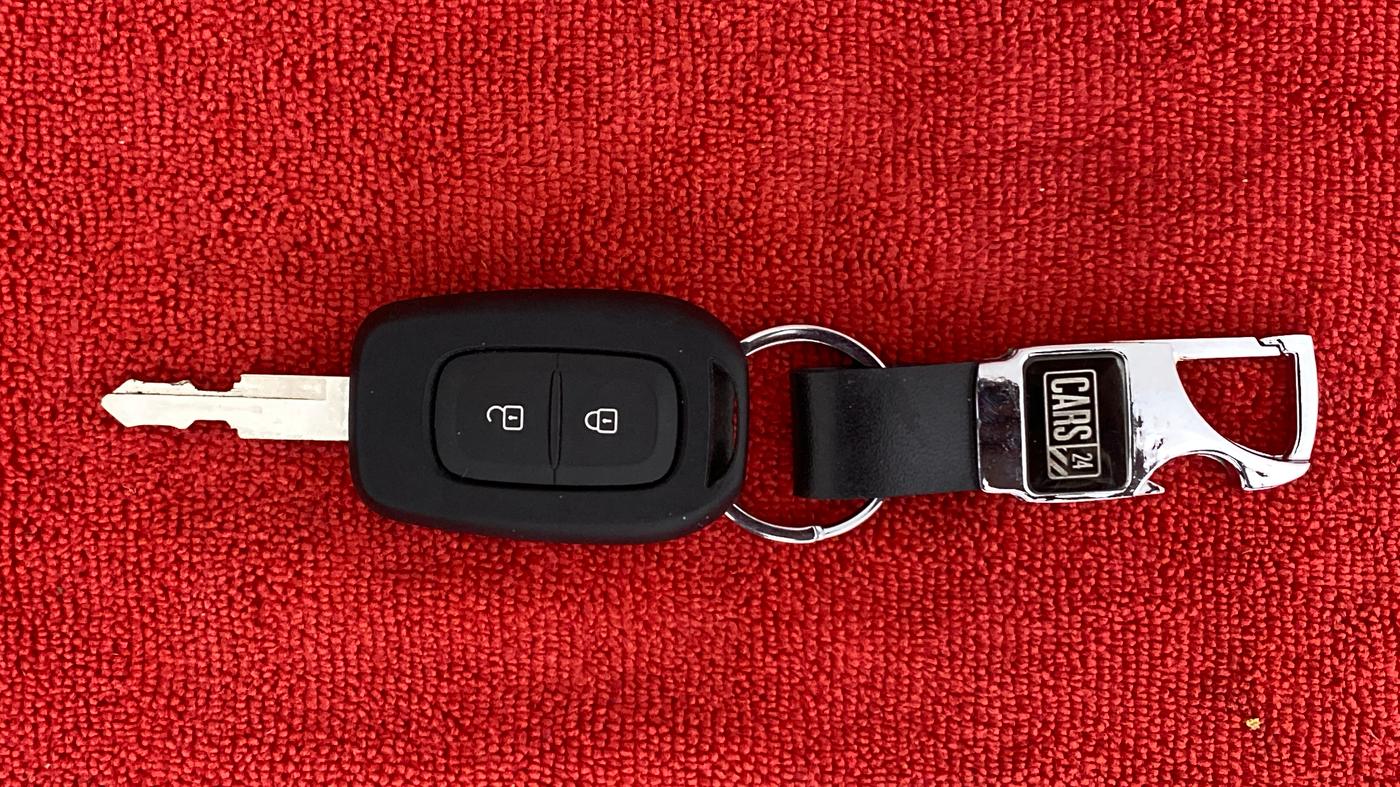 2016 Renault Kwid RXT, Petrol, Manual, 80,326 km, Key Close Up