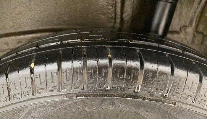 2021 Maruti New Wagon-R LXI CNG 1.0, CNG, Manual, 71,408 km, Left Rear Tyre Tread