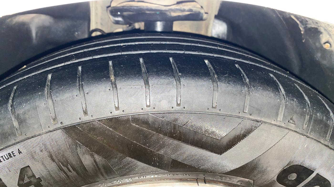2020 Tata Tiago XZ PETROL, Petrol, Manual, 76,649 km, Left Front Tyre Tread