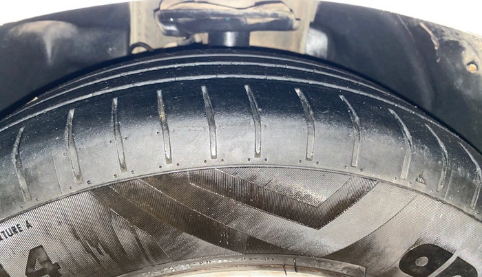 2020 Tata Tiago XZ PETROL, Petrol, Manual, 76,649 km, Left Front Tyre Tread