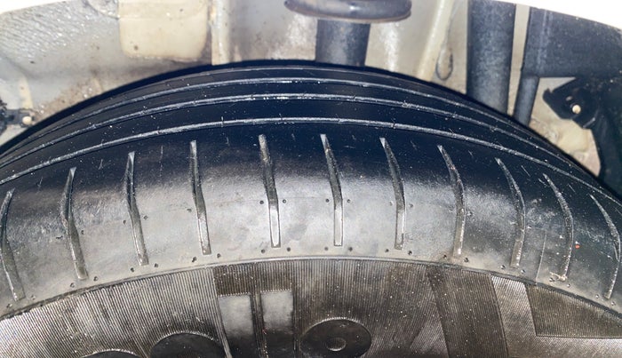 2020 Tata Tiago XZ PETROL, Petrol, Manual, 76,649 km, Left Rear Tyre Tread