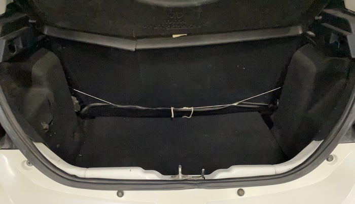 2020 Tata Tiago XZ PETROL, Petrol, Manual, 76,649 km, Boot Inside