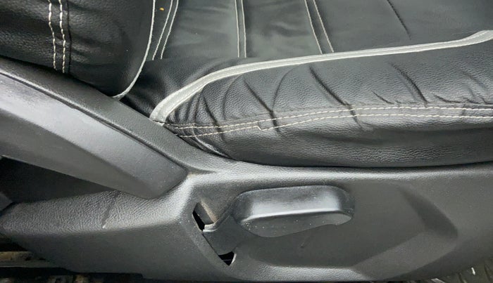 2017 Ford New Figo 1.5 TITANIUM, Diesel, Manual, 41,678 km, Driver Side Adjustment Panel