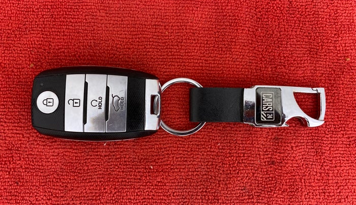 2021 KIA SONET GTX PLUS 1.0 DCT DUAL TONE, Petrol, Automatic, 38,579 km, Key Close Up