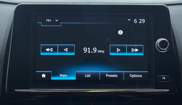 2019 Renault TRIBER 1.0 RXZ, Petrol, Manual, 9,562 km, Infotainment System