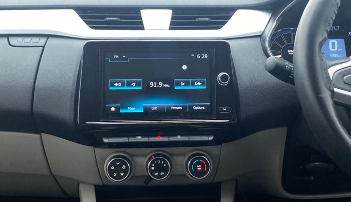 2019 Renault TRIBER 1.0 RXZ, Petrol, Manual, 9,562 km, Air Conditioner