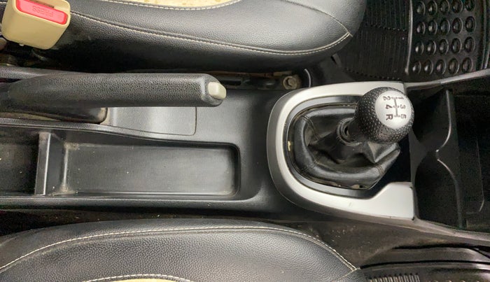 2015 Honda Jazz 1.2L I-VTEC V, Petrol, Manual, 74,875 km, Gear Lever