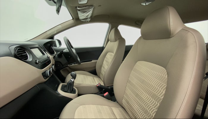 2018 Hyundai Xcent S 1.2, Petrol, Manual, 29,654 km, Right Side Front Door Cabin