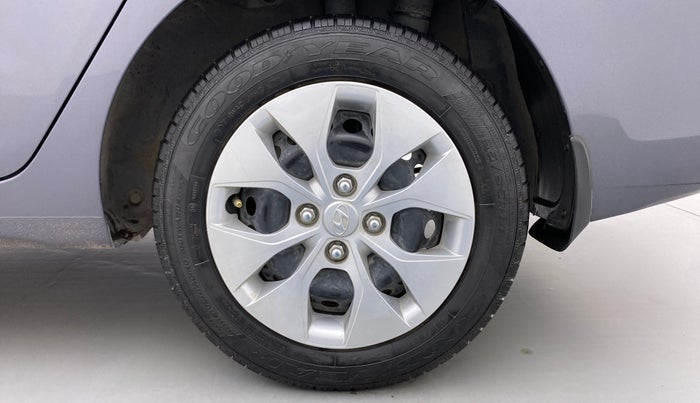 2018 Hyundai Xcent S 1.2, Petrol, Manual, 29,654 km, Left Rear Wheel