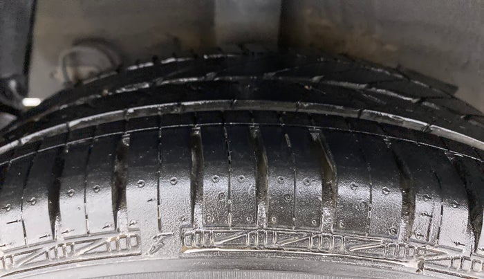 2018 Hyundai Xcent S 1.2, Petrol, Manual, 29,654 km, Right Rear Tyre Tread