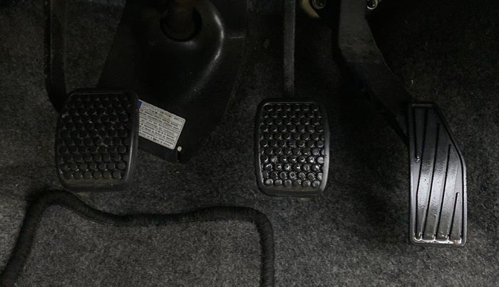2020 Maruti Alto VXI, Petrol, Manual, 20,242 km, Pedals