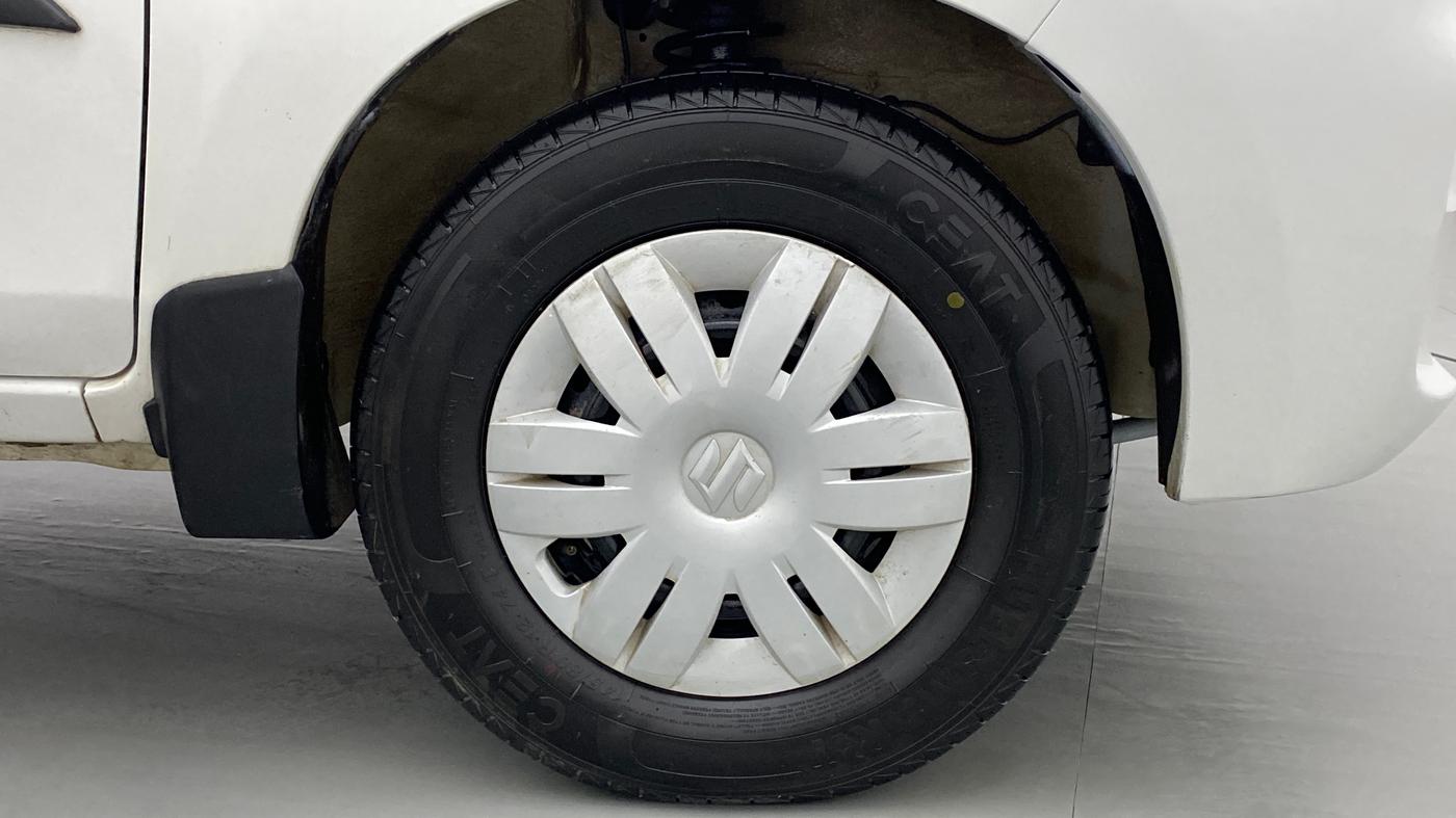 2020 Maruti Alto VXI, Petrol, Manual, 20,242 km, Right Front Wheel