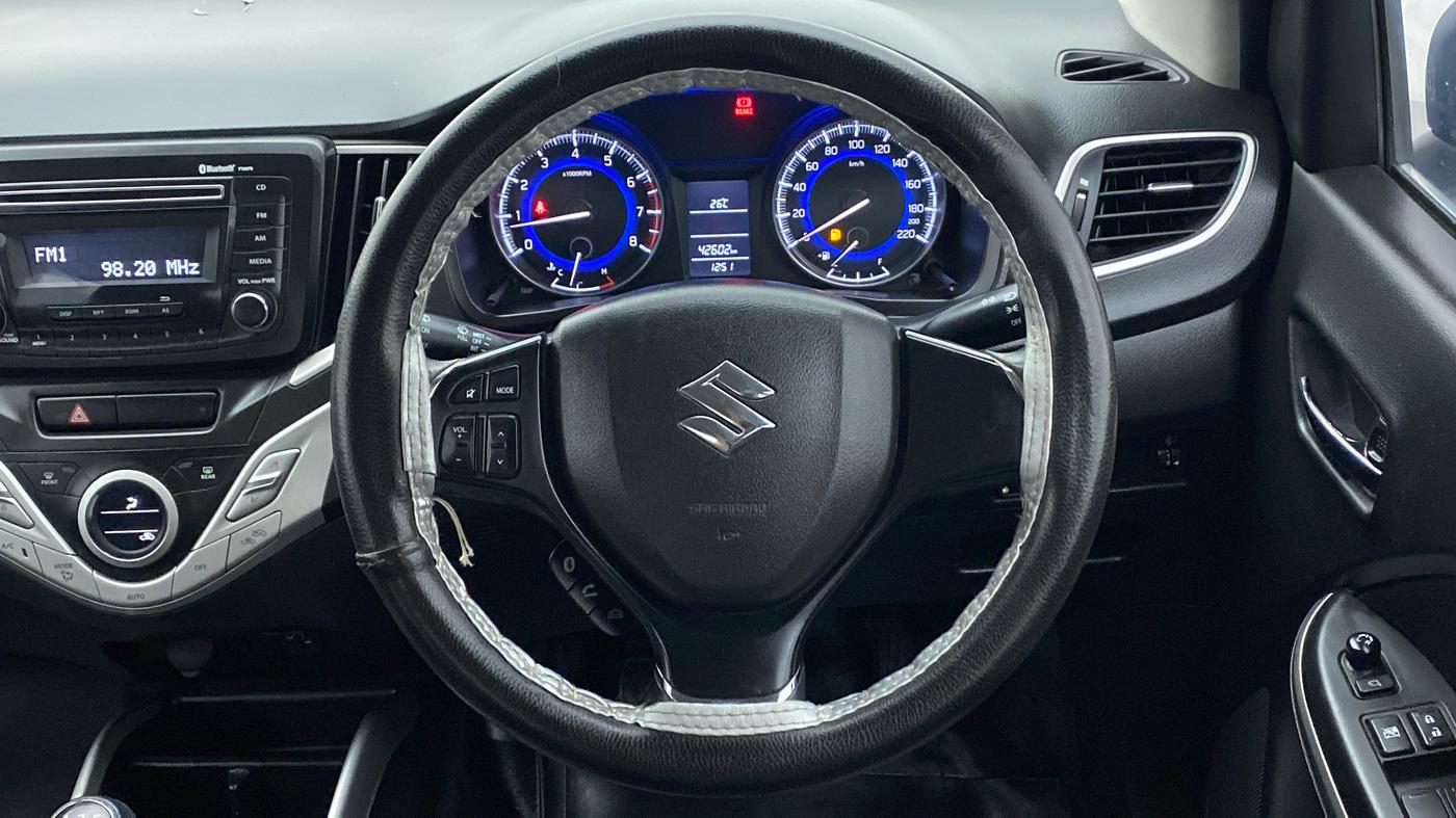 2017 Maruti Baleno DELTA PETROL 1.2, CNG, Manual, 42,603 km, Steering Wheel Close Up