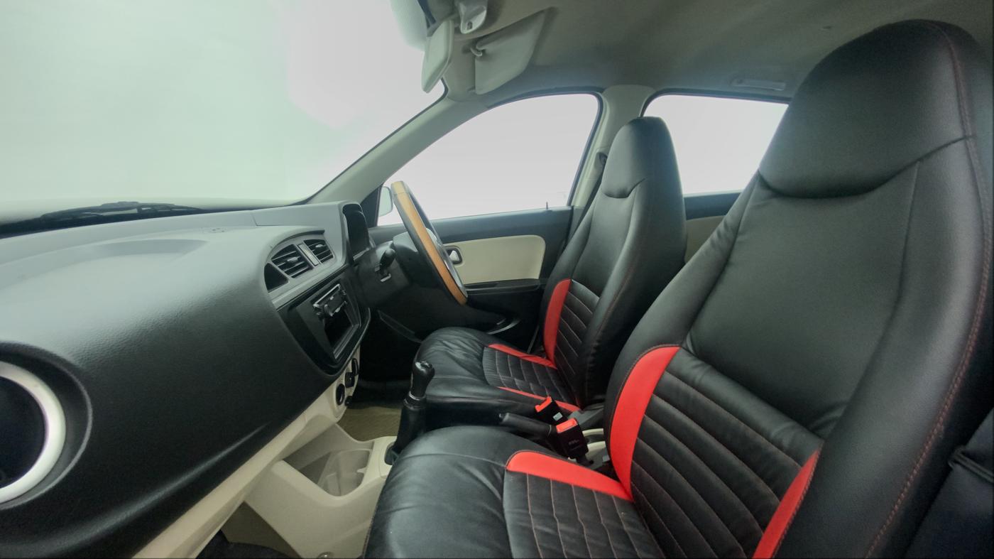 2020 Maruti Alto LXI, Petrol, Manual, 28,235 km, Right Side Front Door Cabin