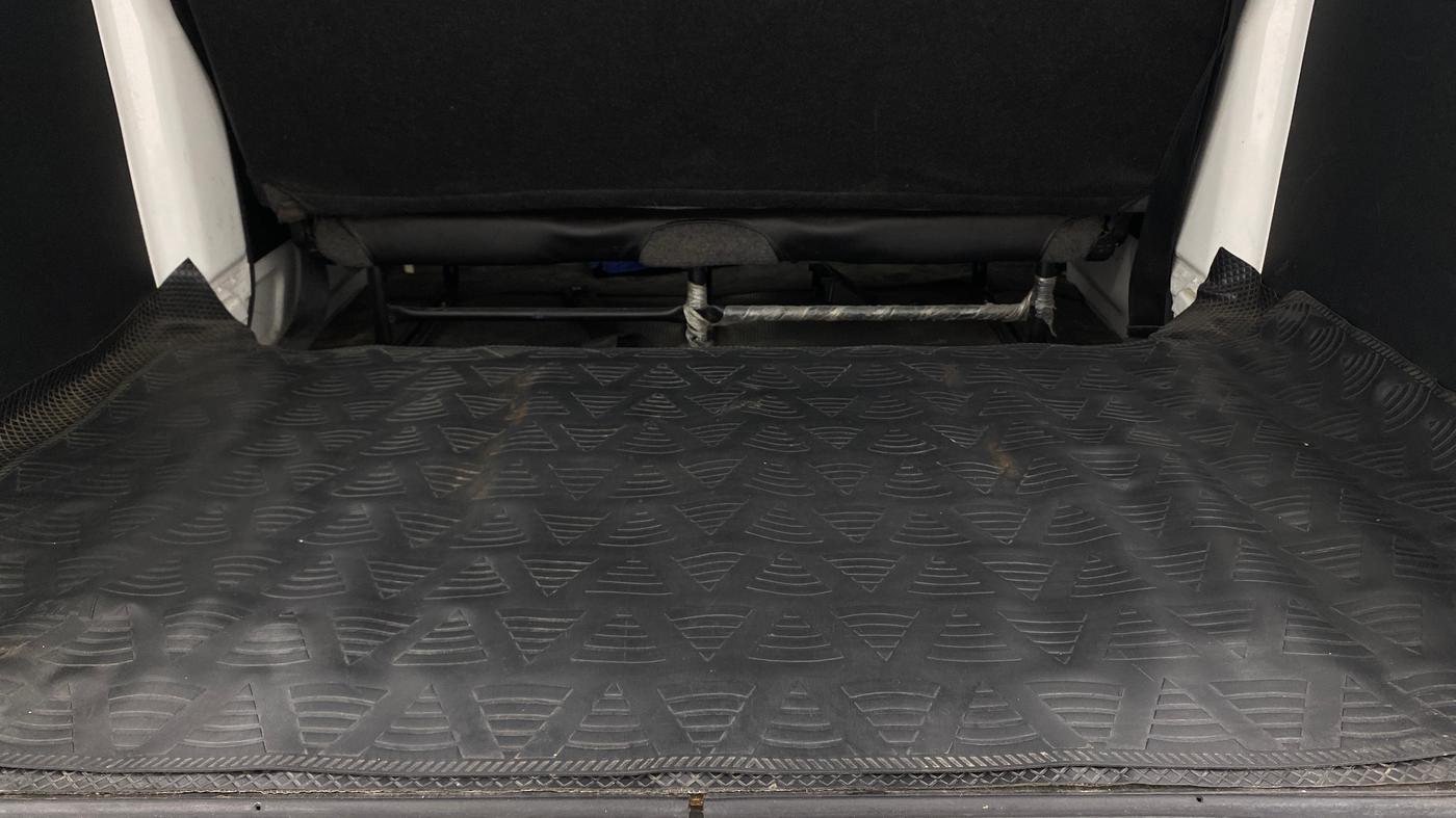 2022 Maruti Eeco 5 STR AC, Petrol, Manual, 30,037 km, Boot Inside