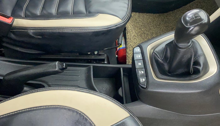 2021 Hyundai NEW SANTRO SPORTZ EXECUTIVE CNG, CNG, Manual, 78,271 km, Gear Lever