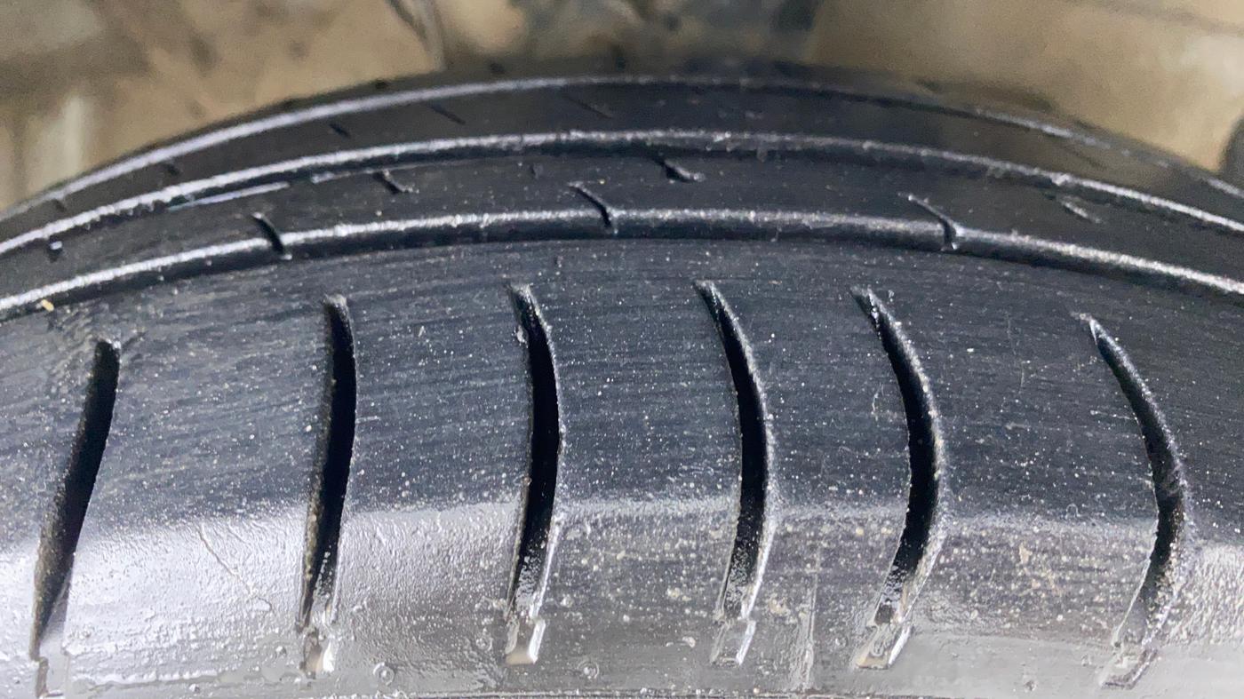 2021 Hyundai NEW SANTRO SPORTZ EXECUTIVE CNG, CNG, Manual, 78,271 km, Right Front Tyre Tread