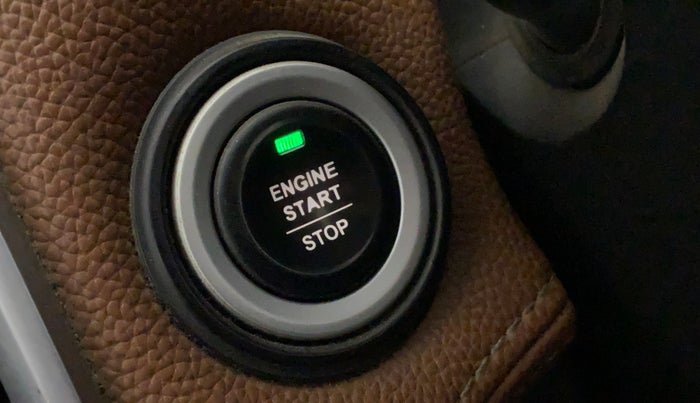 2021 MG HECTOR PLUS SELECT 2.0 DIESEL TURBO MT 7-STR, Diesel, Manual, 91,620 km, Keyless Start/ Stop Button