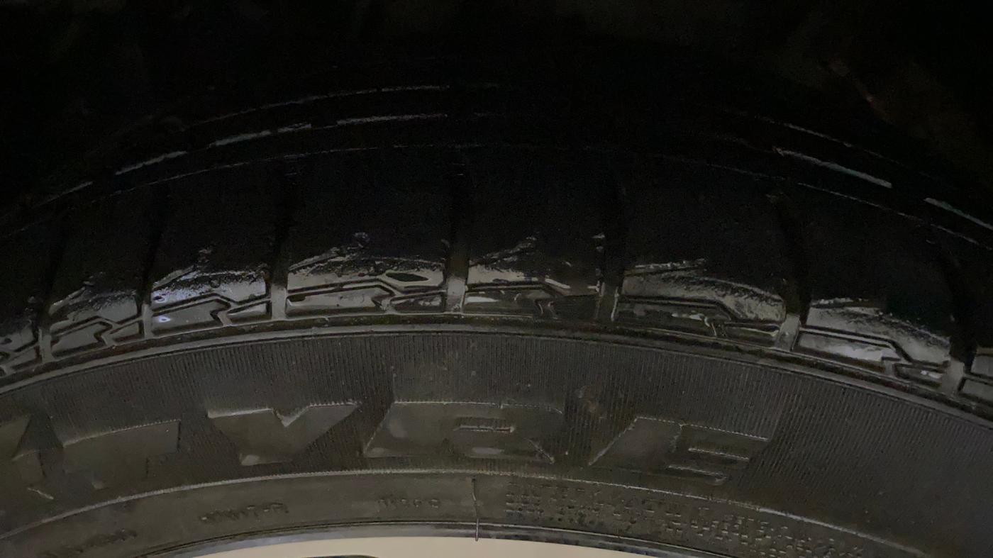 2021 MG HECTOR PLUS SELECT 2.0 DIESEL TURBO MT 7-STR, Diesel, Manual, 92,330 km, Left Front Tyre Tread