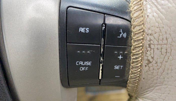 2015 Mahindra XUV500 W6, Diesel, Manual, 54,569 km, Adaptive Cruise Control