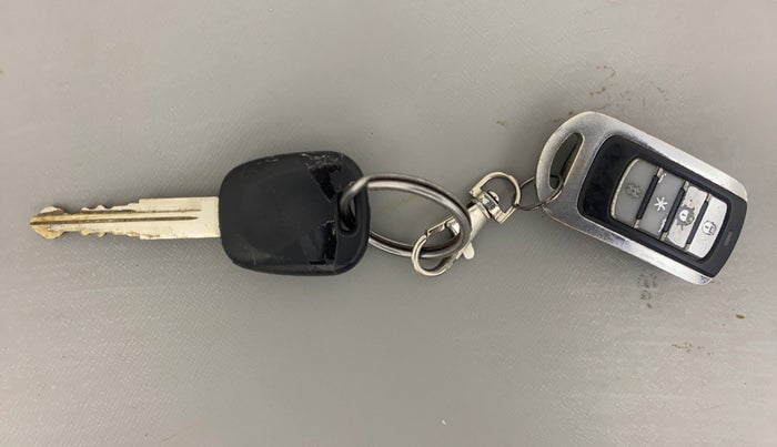 2013 Maruti Ritz VDI, Diesel, Manual, 1,20,414 km, Key Close Up