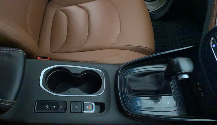 2020 MG HECTOR PLUS SHARP 1.5 PETROL TURBO DCT 6-STR, Petrol, Automatic, 65,948 km, Gear Lever