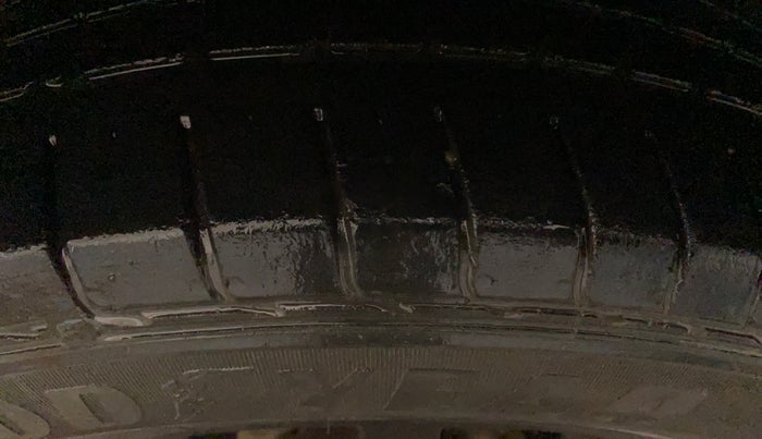 2020 MG HECTOR PLUS SHARP 1.5 PETROL TURBO DCT 6-STR, Petrol, Automatic, 65,948 km, Left Rear Tyre Tread