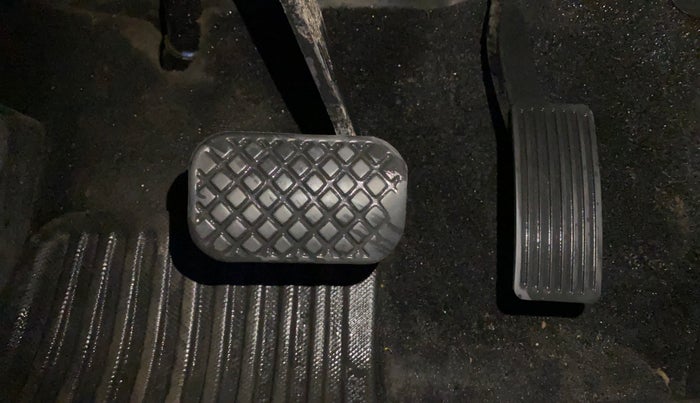 2020 MG HECTOR PLUS SHARP 1.5 PETROL TURBO DCT 6-STR, Petrol, Automatic, 65,948 km, Pedals