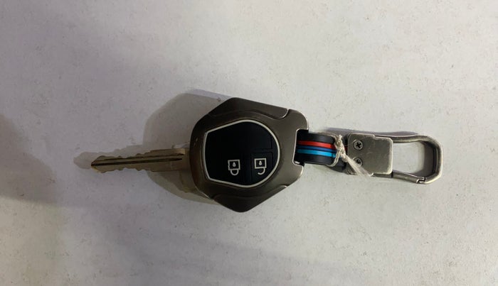 2022 Maruti Vitara Brezza LXI, Petrol, Manual, 38,066 km, Key Close Up