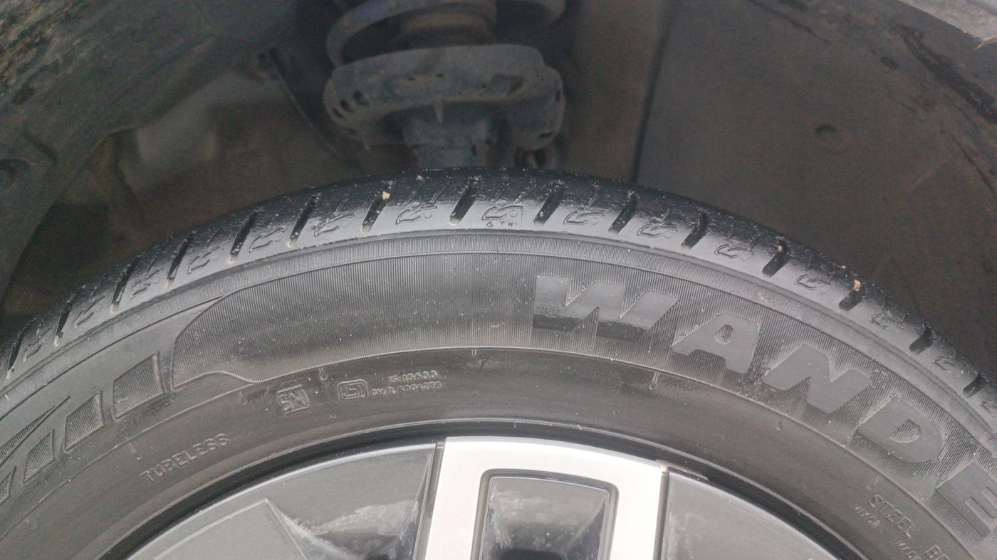 2023 Hyundai VENUE S (O) 1.0 TURBO IMT, Petrol, Manual, 41,079 km, Right Front Tyre Tread