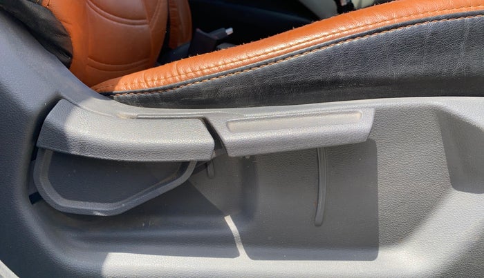 2021 Hyundai GRAND I10 NIOS ASTA AMT 1.2 KAPPA VTVT, Petrol, Automatic, 50,766 km, Driver Side Adjustment Panel