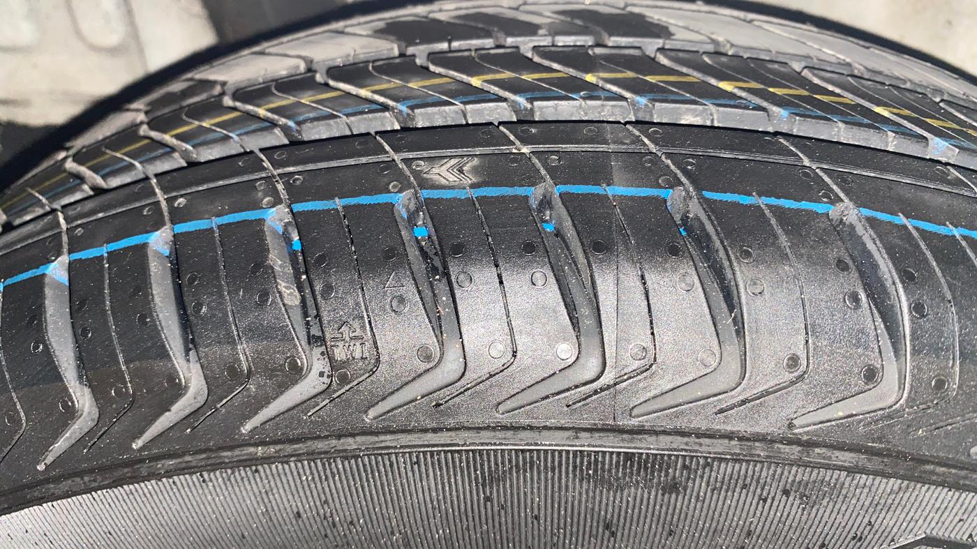2013 Honda Brio S MT, Petrol, Manual, 79,070 km, Right Rear Tyre Tread