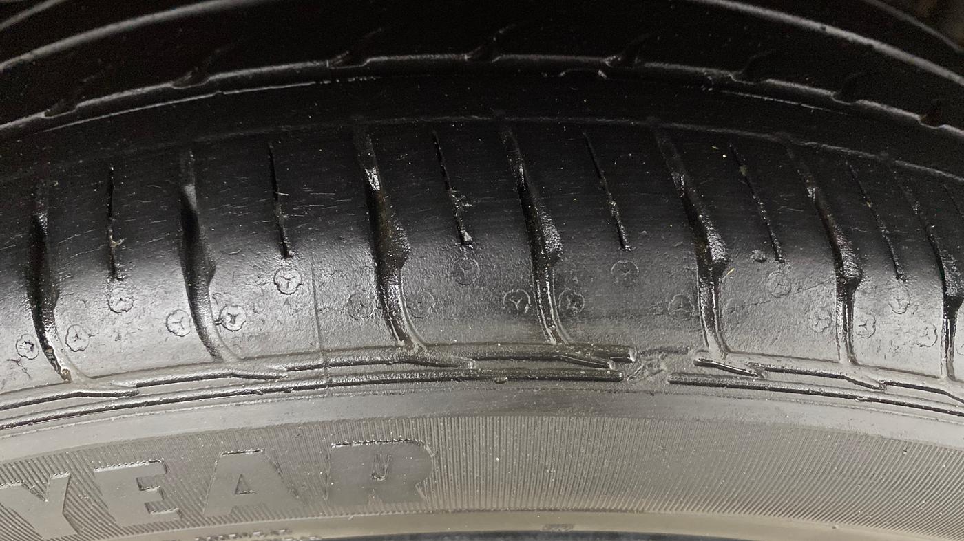 2021 Tata Tiago XZ PLUS PETROL, Petrol, Manual, 30,917 km, Left Rear Tyre Tread