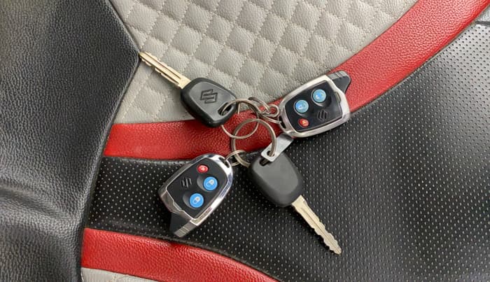 2019 Maruti Alto 800 LXI, Petrol, Manual, 31,027 km, Key Close Up