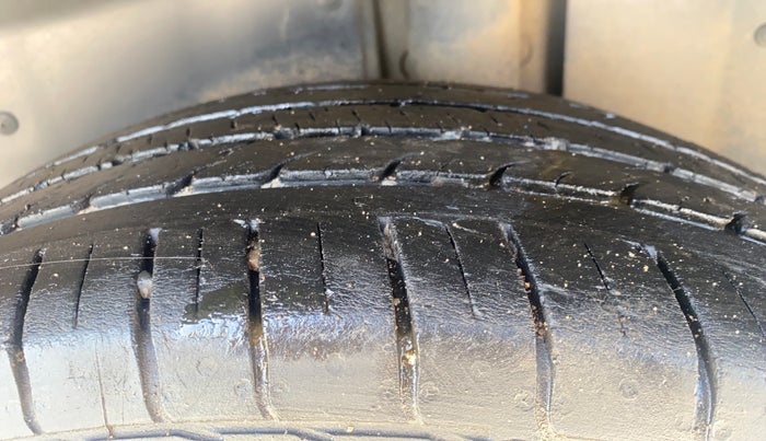 2019 MG HECTOR SMART 1.5 DCT PETROL, Petrol, Automatic, 48,170 km, Left Rear Tyre Tread