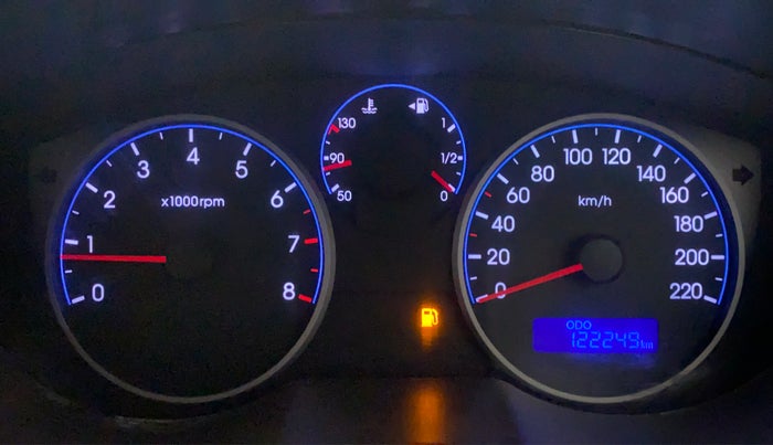 2011 Hyundai i20 SPORTZ 1.2, Petrol, Manual, 1,22,248 km, Odometer Image