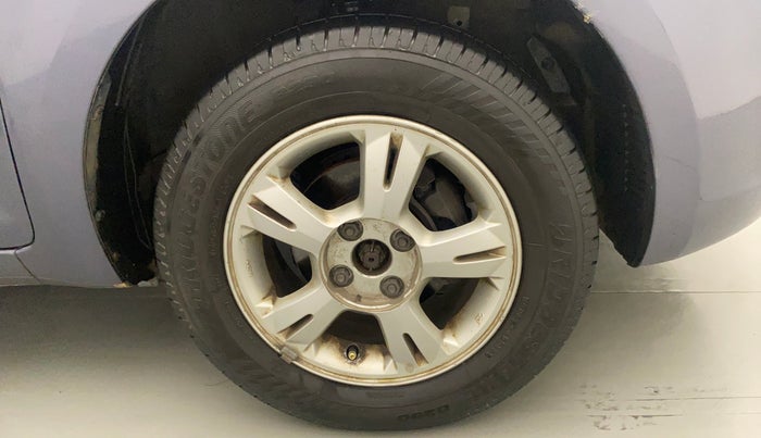2011 Hyundai i20 SPORTZ 1.2, Petrol, Manual, 1,22,248 km, Right Front Wheel