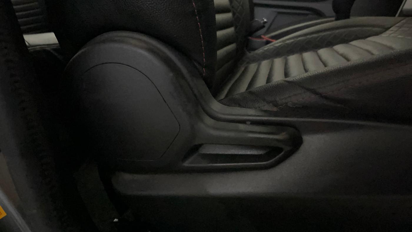 2020 Tata Tiago XT PETROL, Petrol, Manual, 34,641 km, Driver Side Adjustment Panel