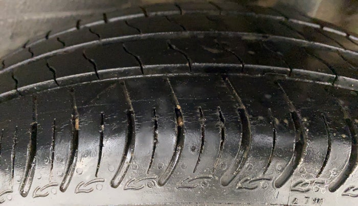 2021 Maruti S PRESSO VXI CNG, CNG, Manual, 24,546 km, Left Rear Tyre Tread