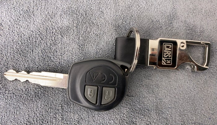 2021 Maruti S PRESSO VXI CNG, CNG, Manual, 24,546 km, Key Close Up