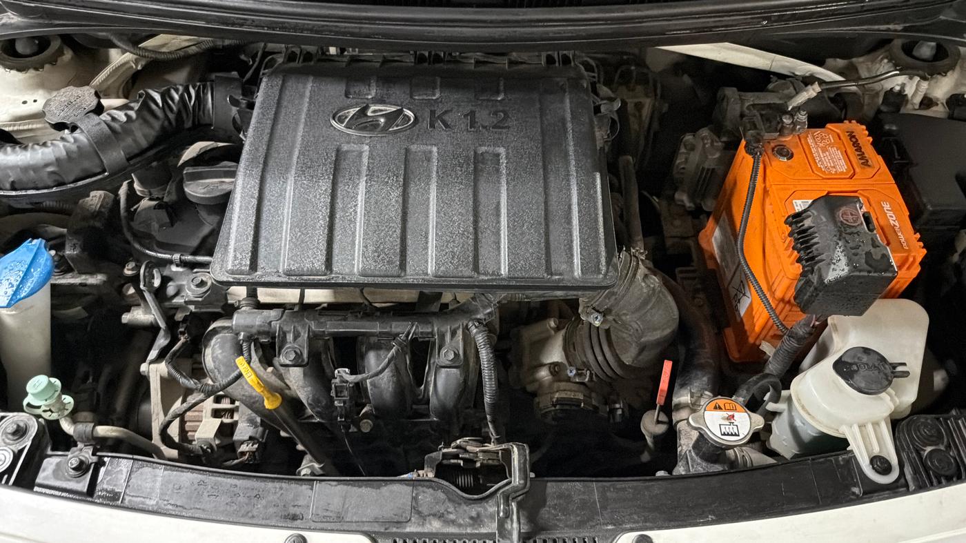 2018 Hyundai Grand i10 SPORTZ AT 1.2 KAPPA VTVT, Petrol, Automatic, 23,549 km, Engine View