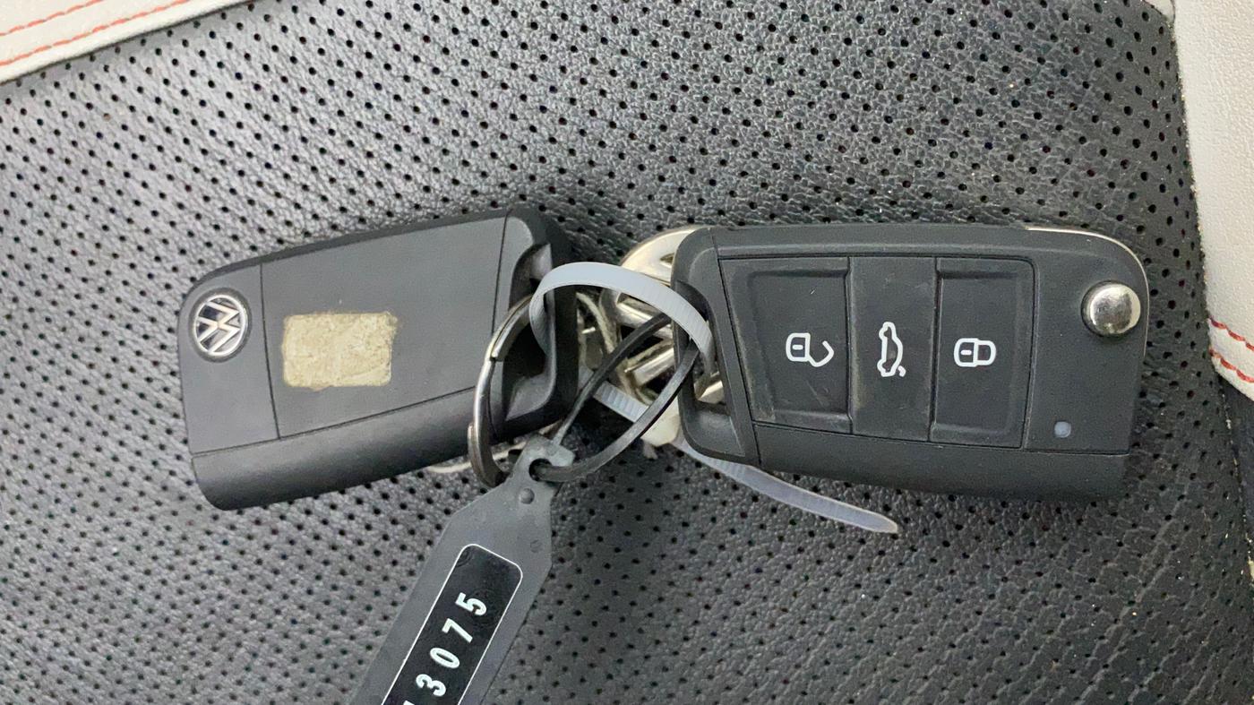 2023 Volkswagen TAIGUN GT PLUS 1.5 TSI DSG, Petrol, Automatic, 20,925 km, Key Close Up