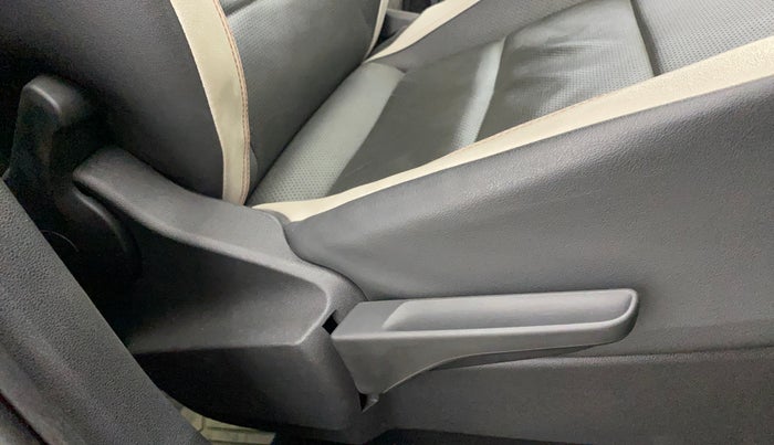 2023 Volkswagen TAIGUN GT PLUS 1.5 TSI DSG, Petrol, Automatic, 20,622 km, Driver Side Adjustment Panel