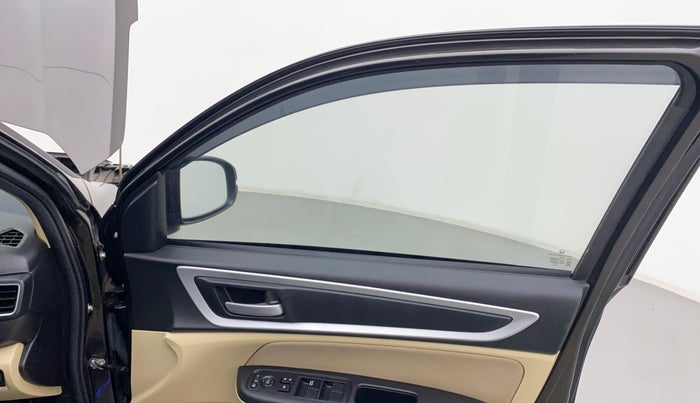 2022 Honda Amaze 1.2L I-VTEC VX, Petrol, Manual, 23,048 km, Right front window switch / handle - Power window makes minor noise