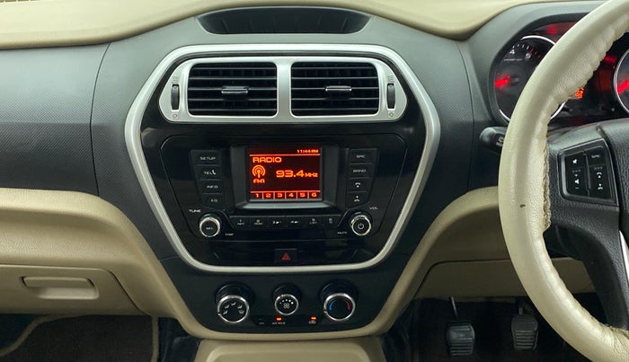 2016 Mahindra TUV300 T8, Diesel, Manual, 74,241 km, Air Conditioner