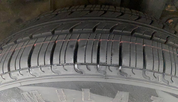 2019 Hyundai Elite i20 SPORTZ PLUS  1.2 CVT, Petrol, Automatic, 51,240 km, Left Rear Tyre Tread